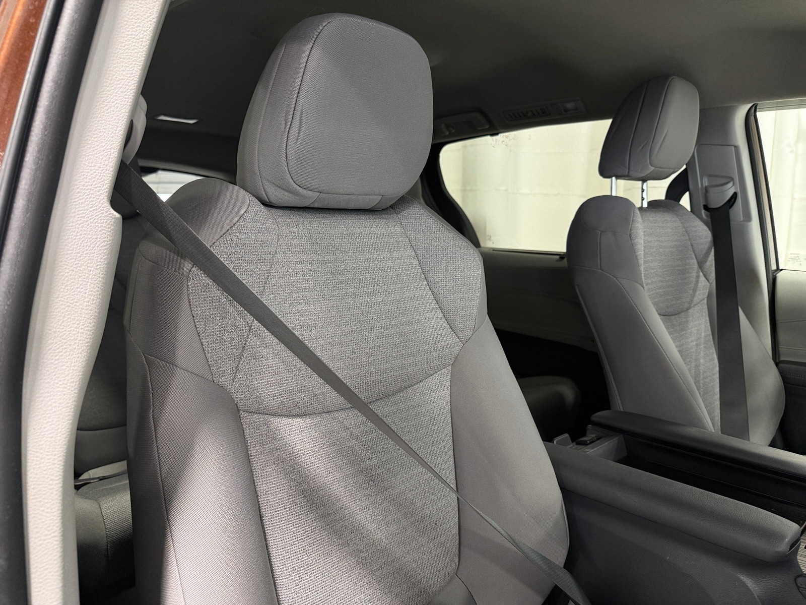 Thumbnail: 2023 Toyota Sienna - 2