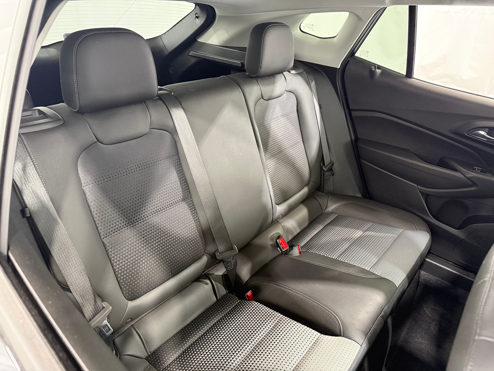 Thumbnail: 2024 Chevrolet Trax - 6