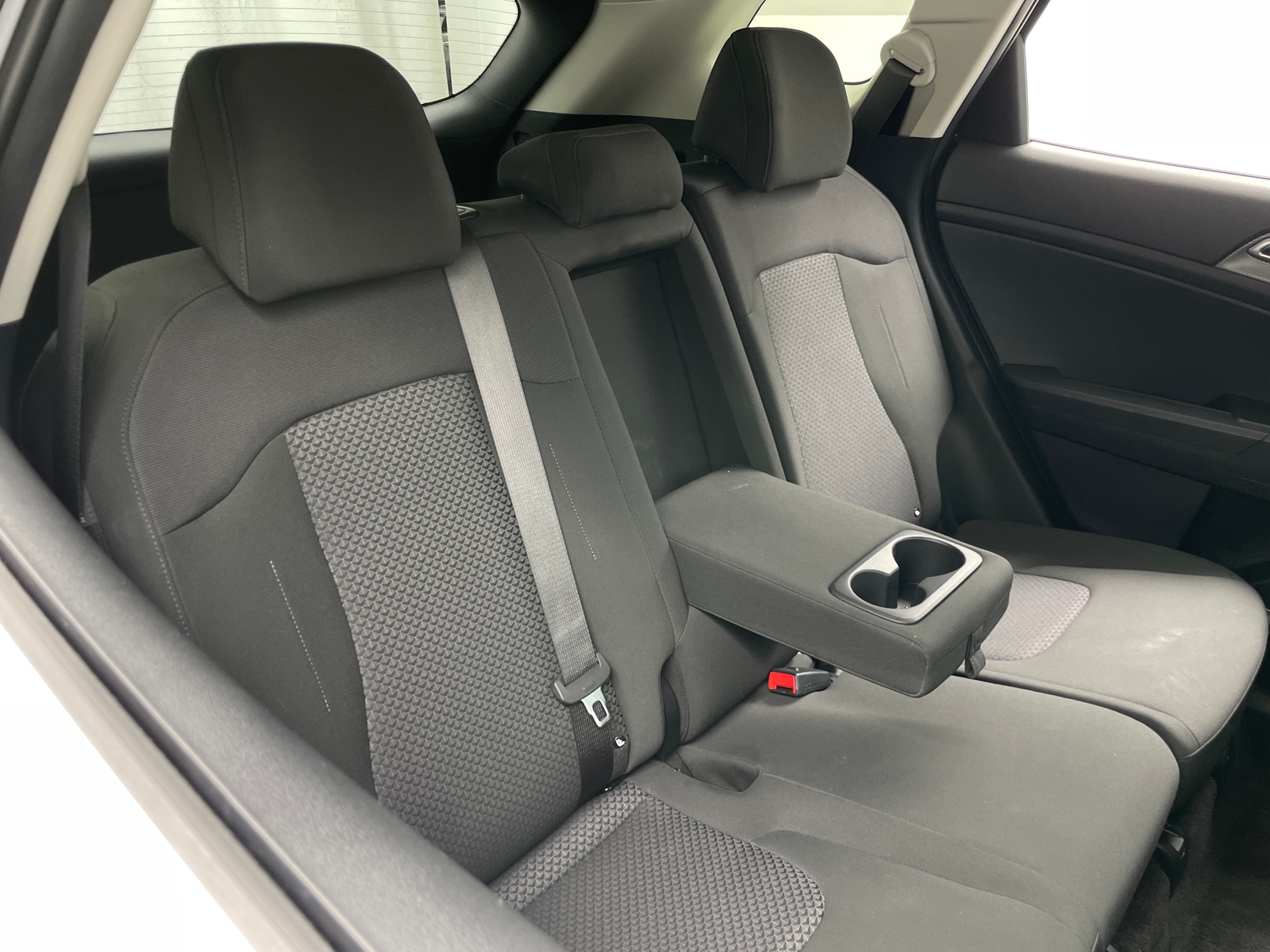 Thumbnail: 2025 Kia Sportage - 6