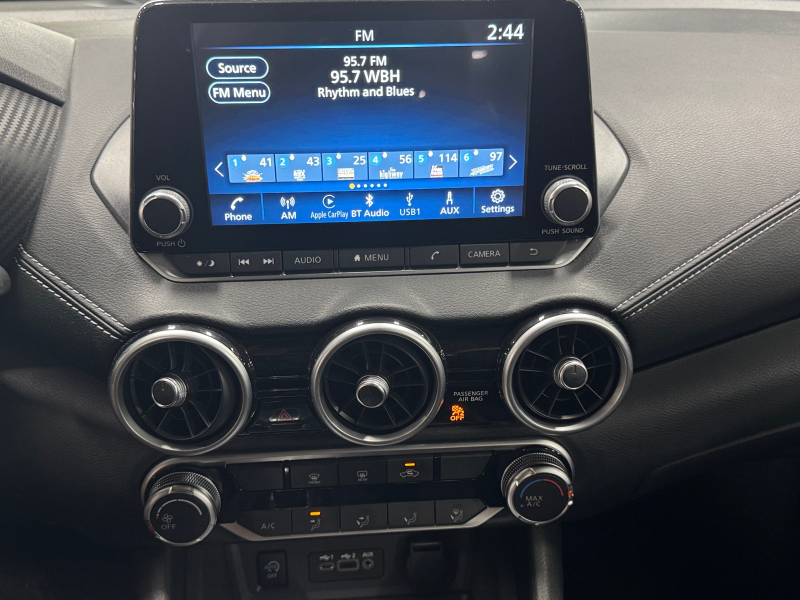 Thumbnail: 2025 Nissan Sentra - 4