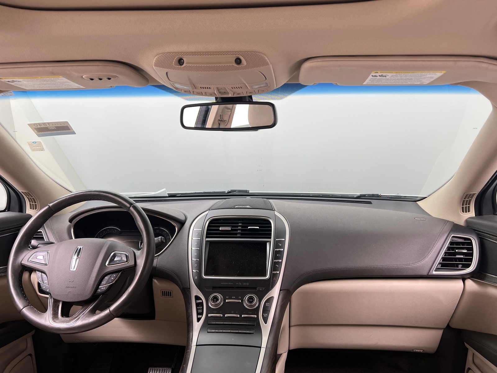 Thumbnail: 2017 Lincoln MKX - 2