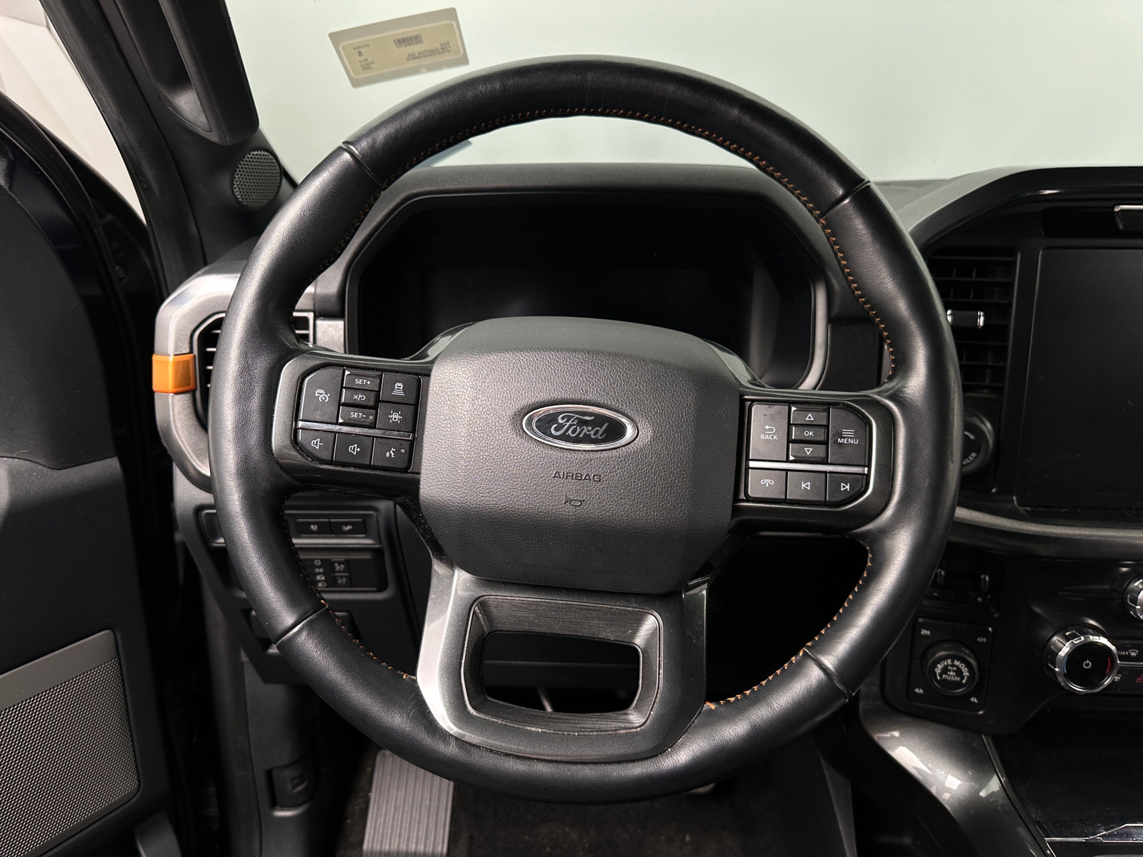 Thumbnail: 2022 Ford Econoline - 5