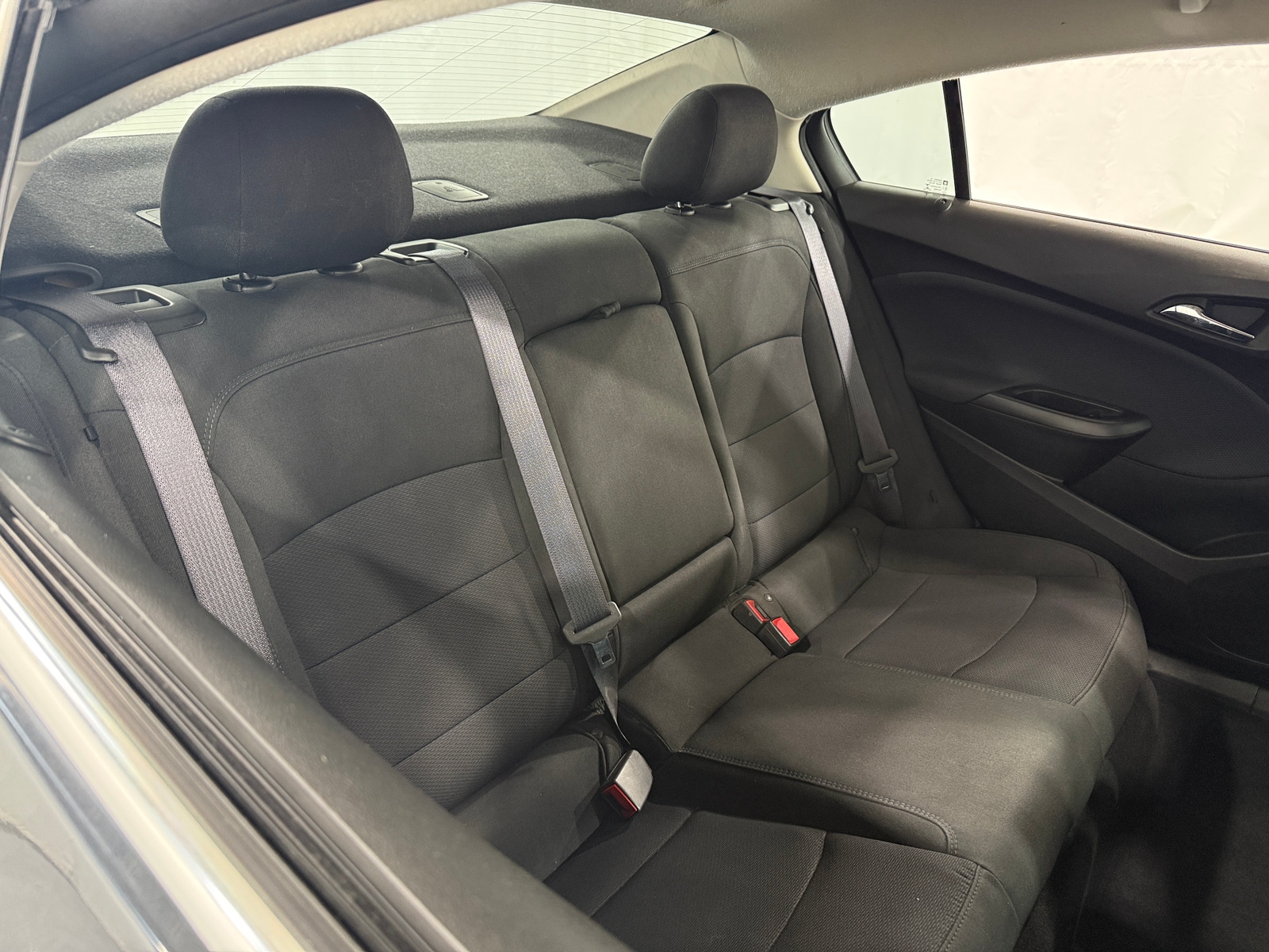 Thumbnail: 2017 Chevrolet Cruze - 6