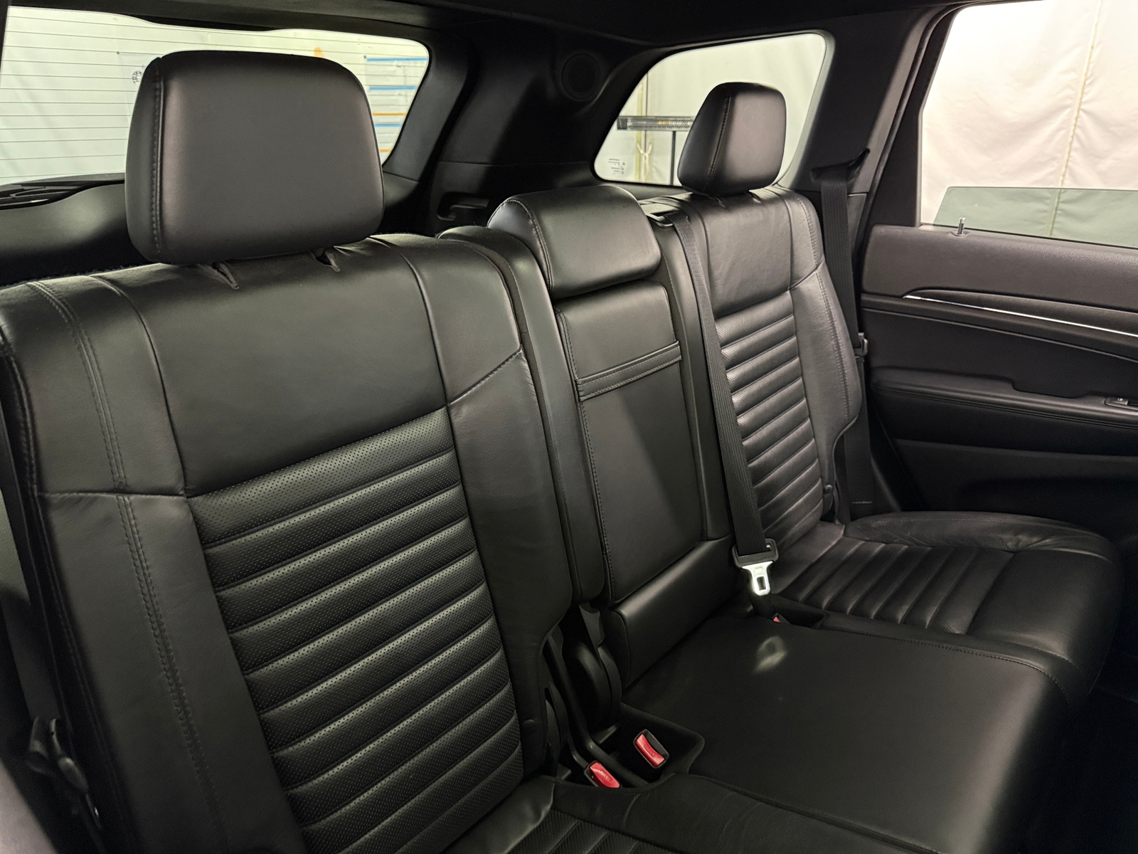 Thumbnail: 2018 Jeep Grand Cherokee - 5