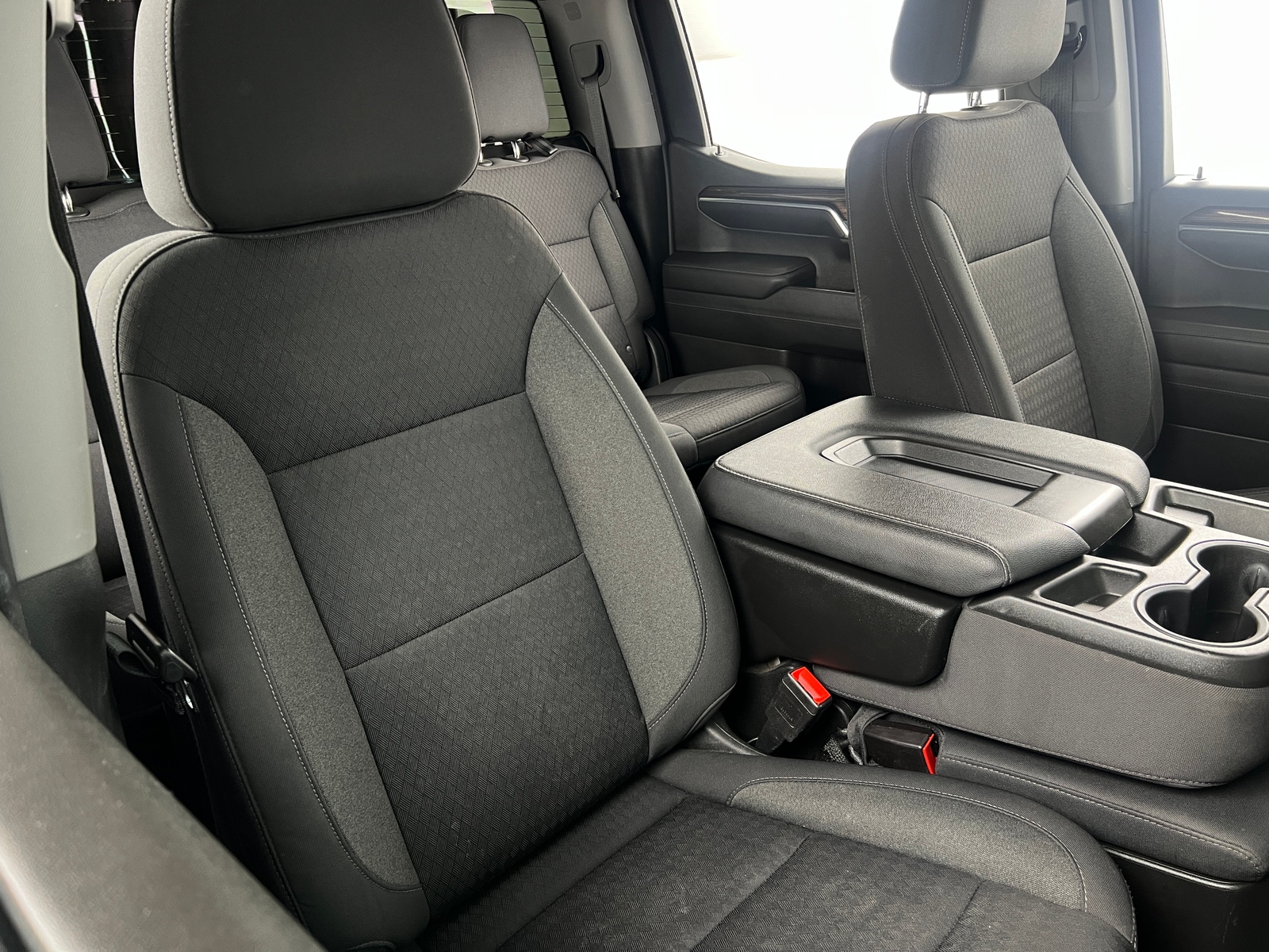 Thumbnail: 2022 Chevrolet Silverado 1500 - 2