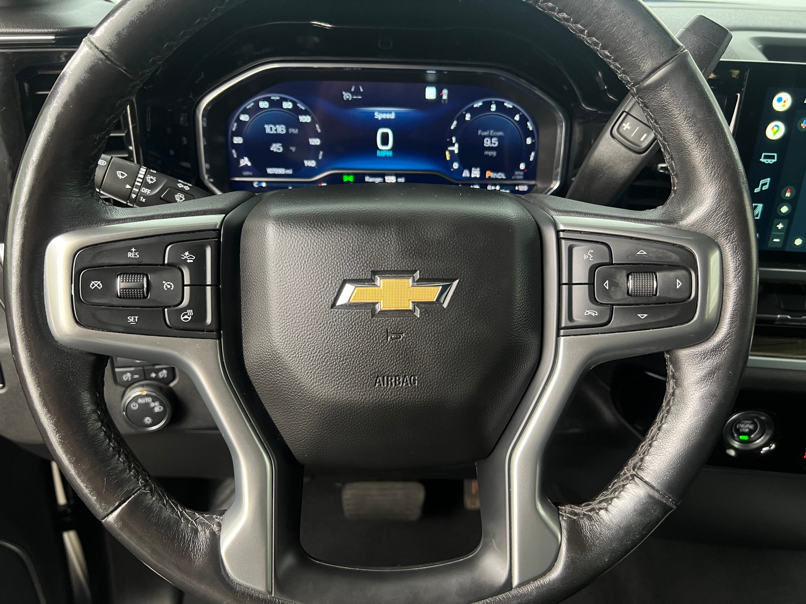 Thumbnail: 2022 Chevrolet Silverado 1500 - 5