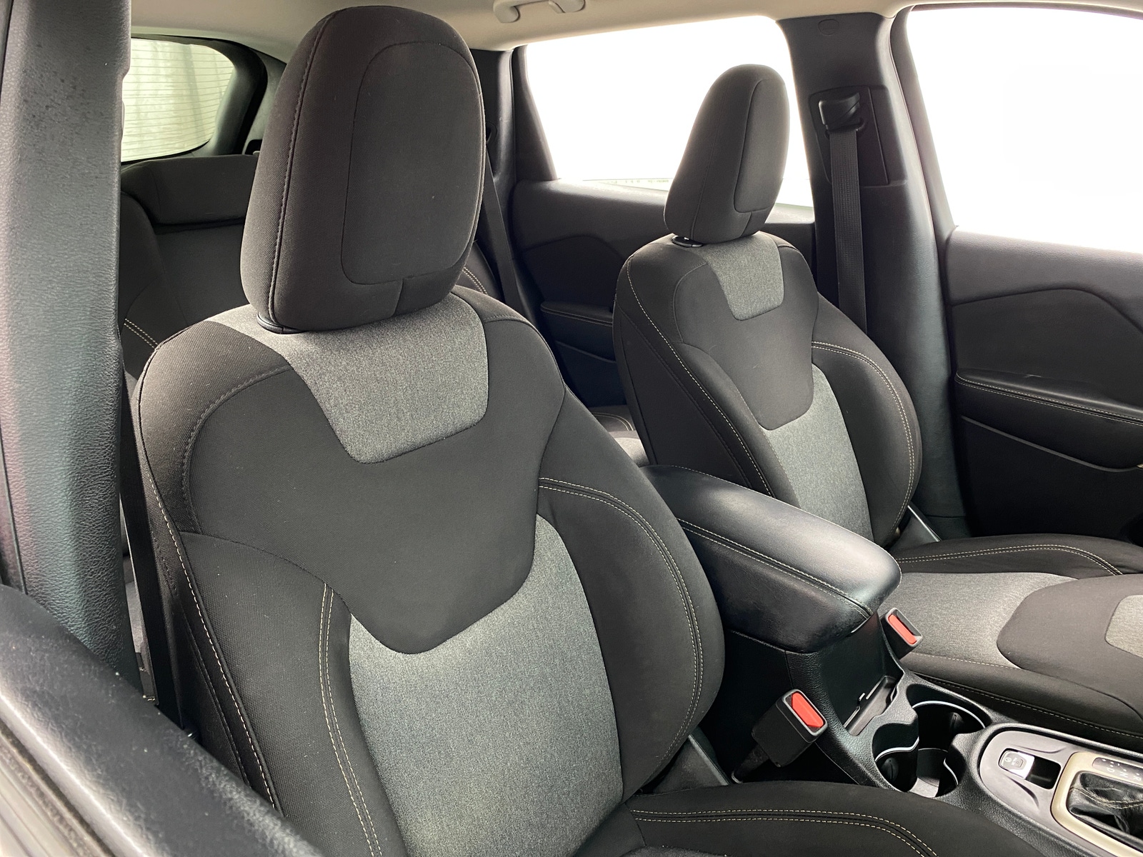 Thumbnail: 2018 Jeep Cherokee - 2