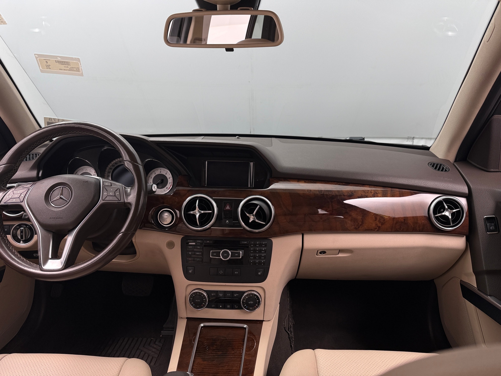 Thumbnail: 2015 Mercedes-Benz GLK - 2