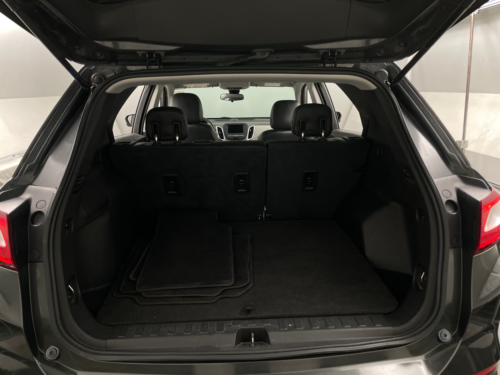 Thumbnail: 2020 Chevrolet Equinox - 7