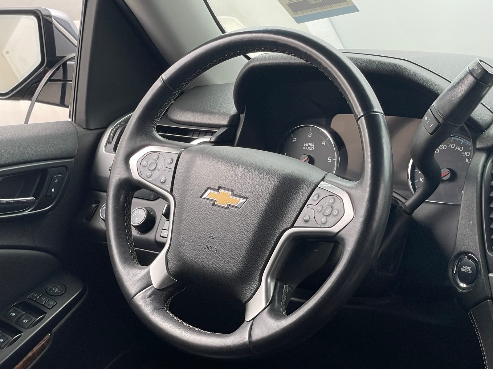 Thumbnail: 2017 Chevrolet Tahoe - 4
