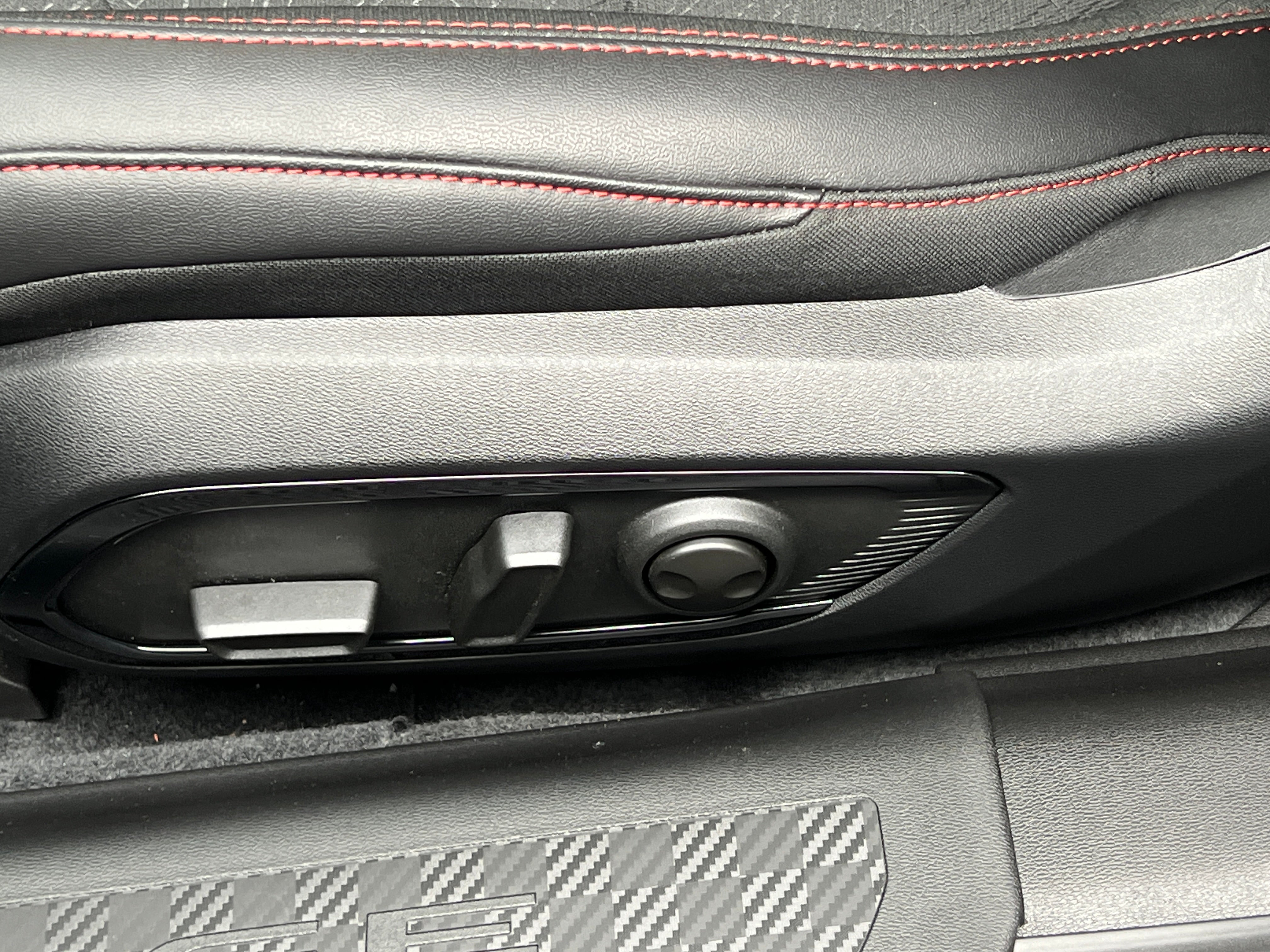 2026 Dodge Charger Scat Pack - Photo 4