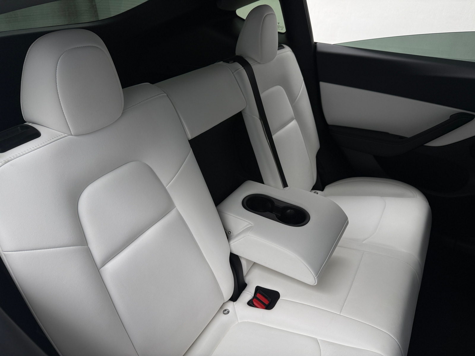 Thumbnail: 2022 Tesla Model Y - 5