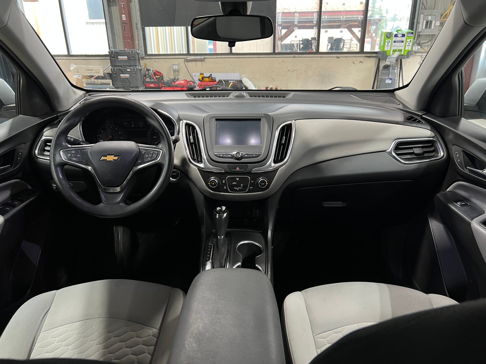 Thumbnail: 2018 Chevrolet Equinox - 3