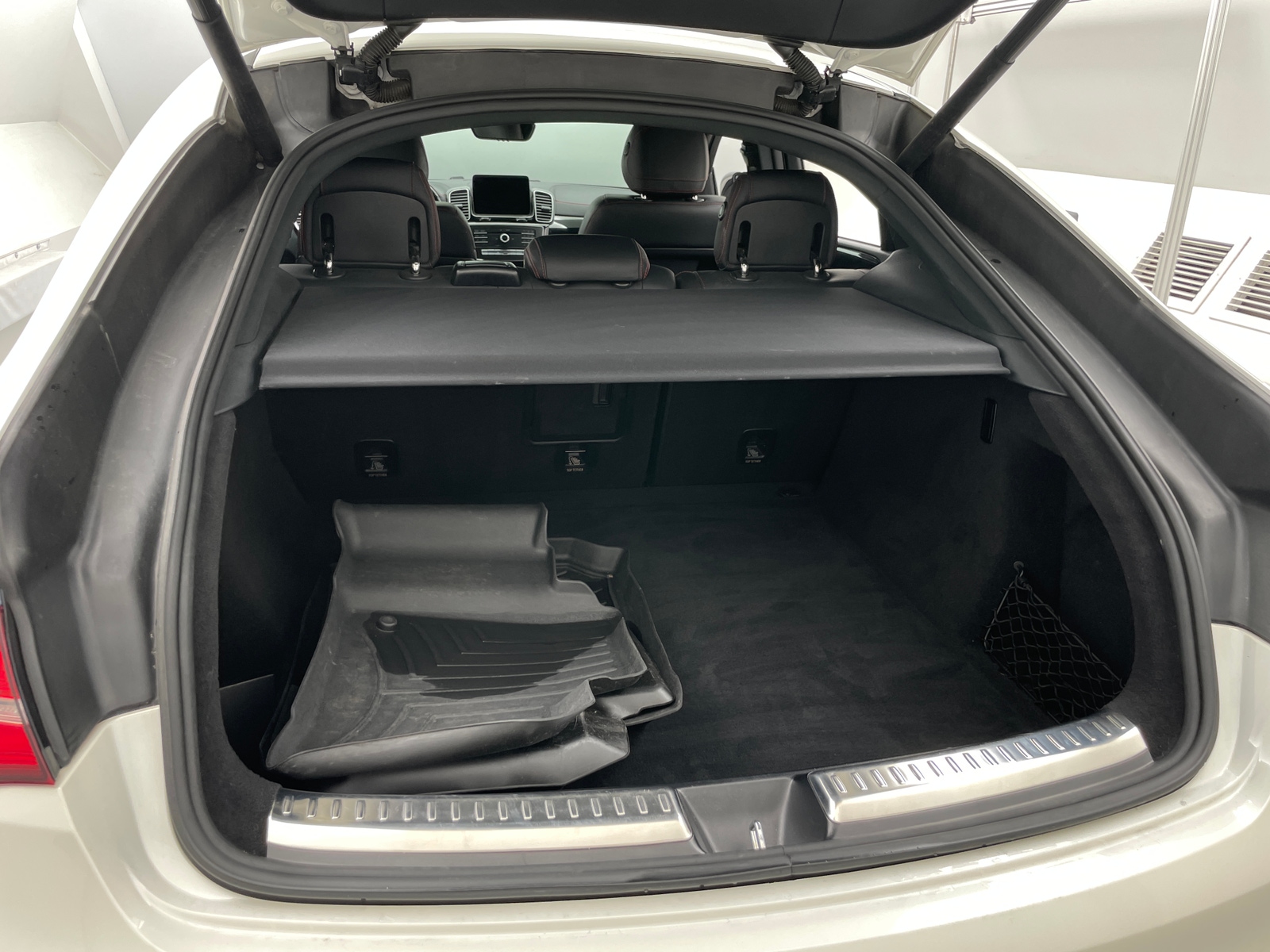 Thumbnail: 2018 Mercedes-Benz GLE - 6