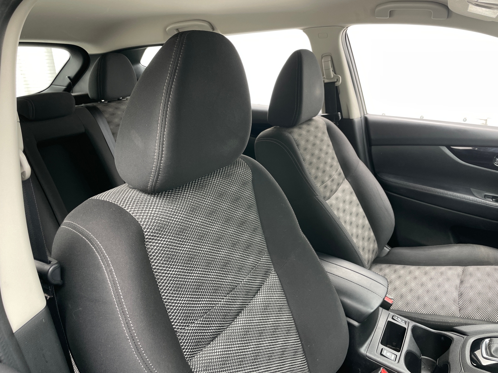 Thumbnail: 2019 Nissan Rogue Sport - 2