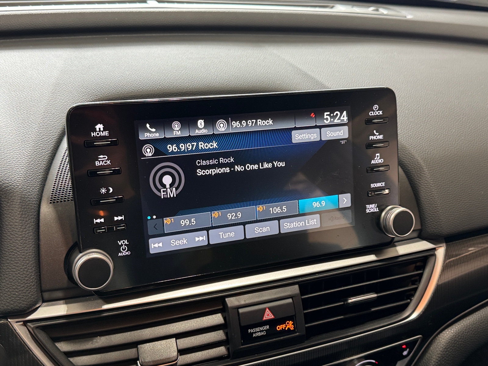 Thumbnail: 2019 Honda Accord - 4