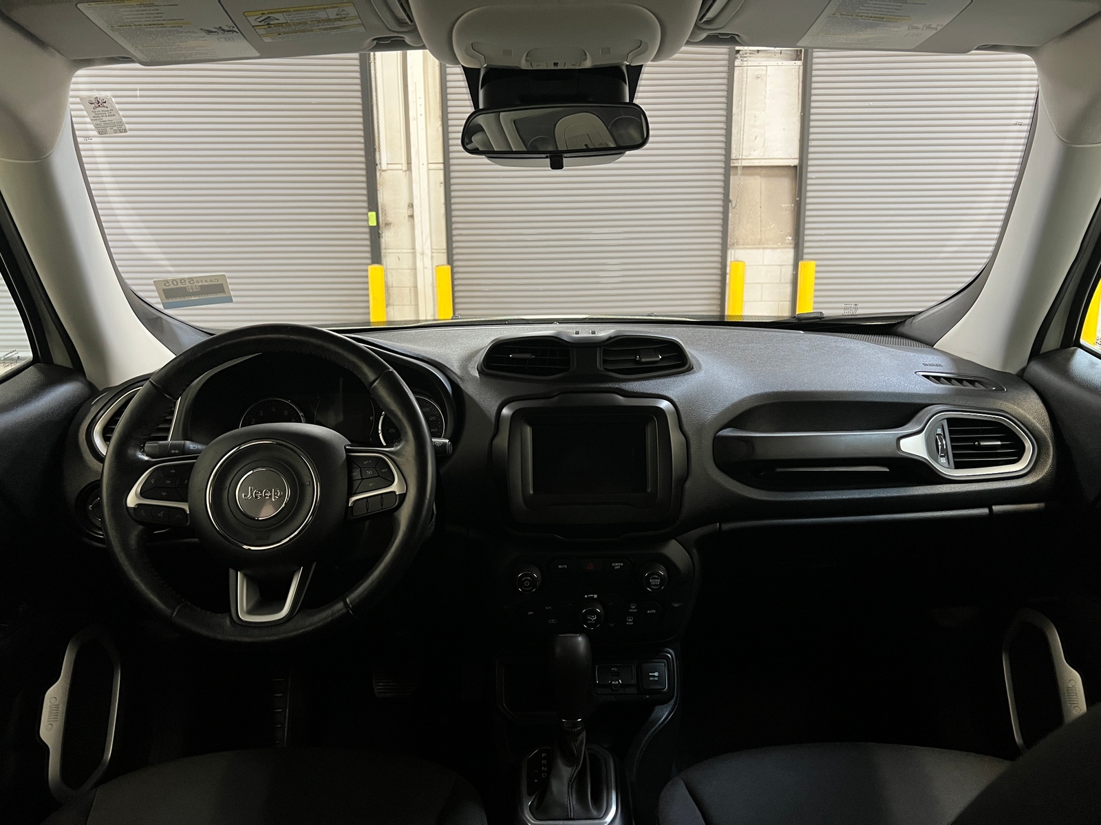 Thumbnail: 2018 Jeep Renegade - 3