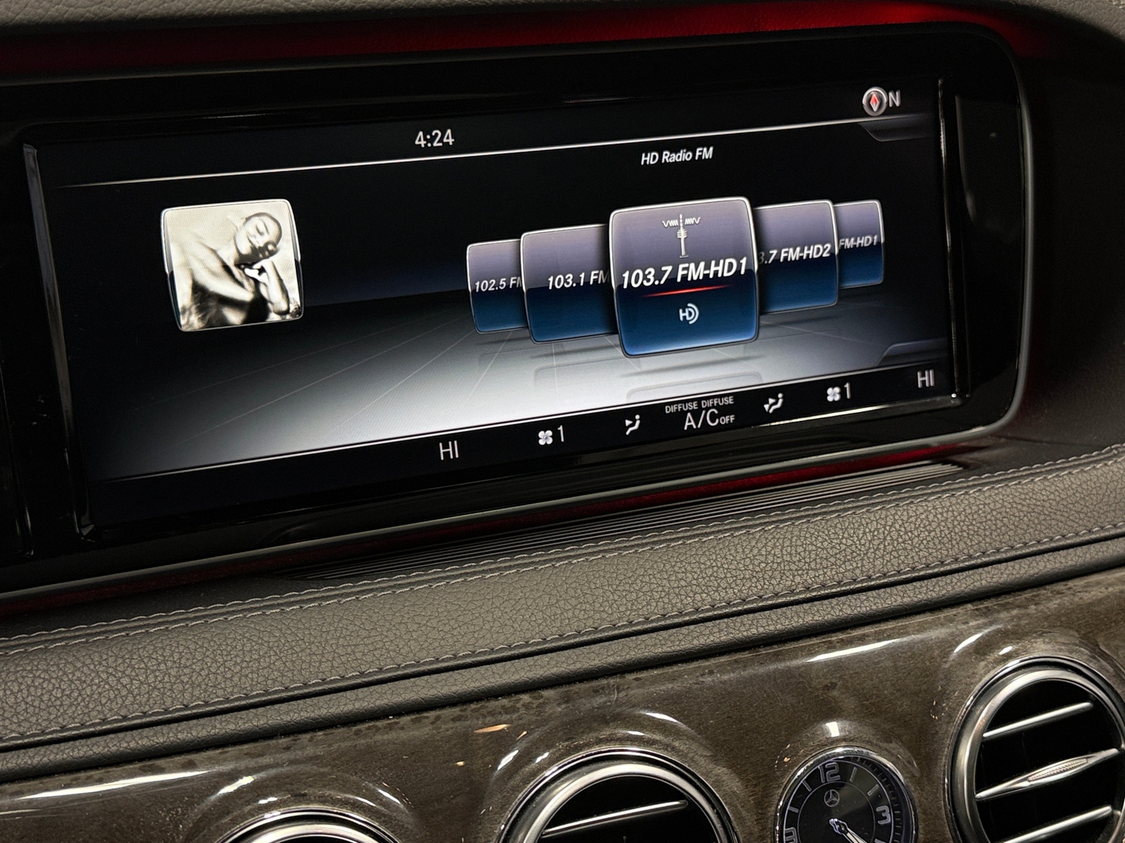 Thumbnail: 2016 Mercedes-Benz S-Class - 3