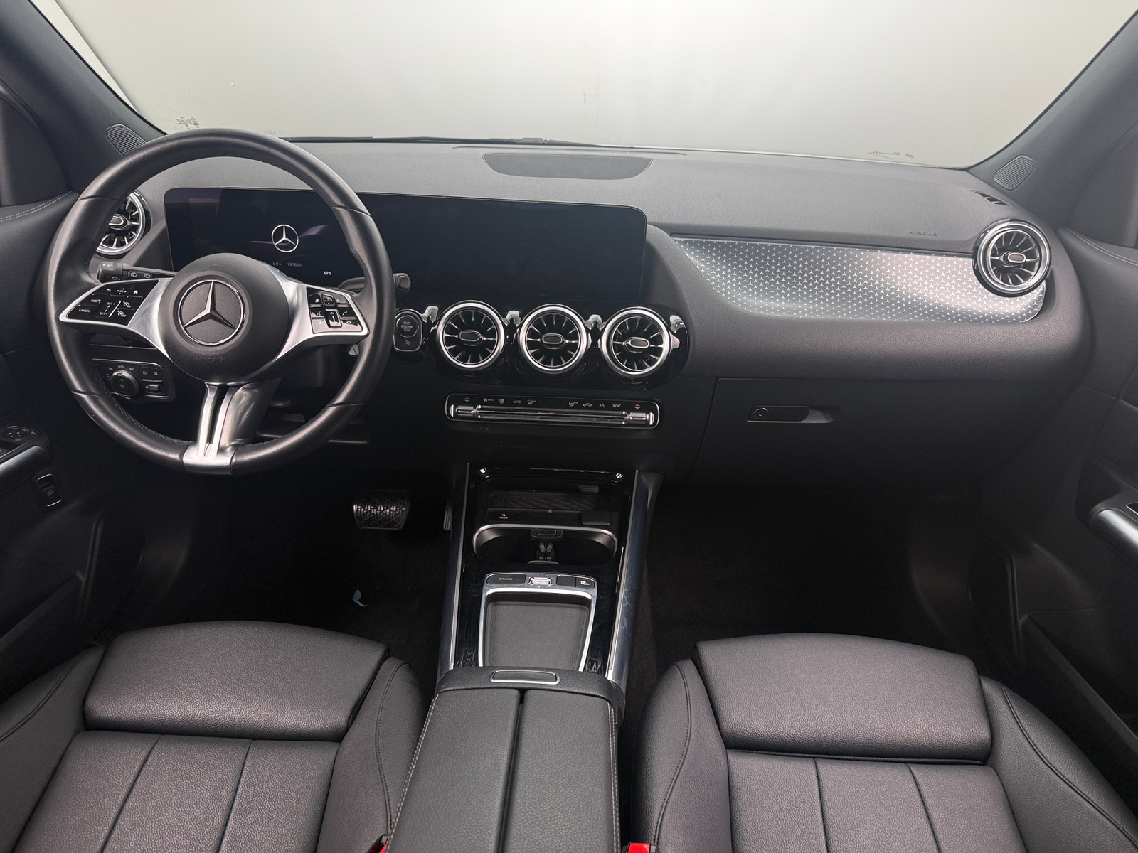 Thumbnail: 2025 Mercedes-Benz GLA - 2