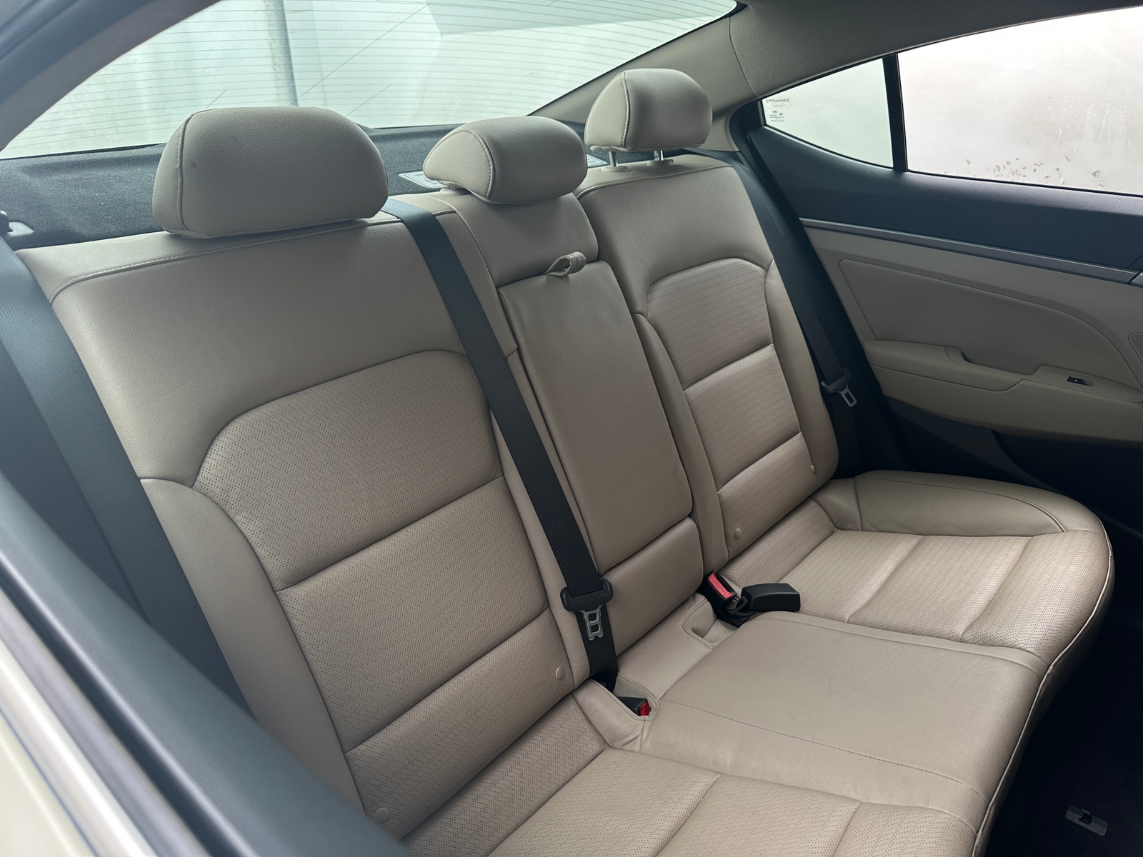 Thumbnail: 2017 Hyundai Elantra - 5