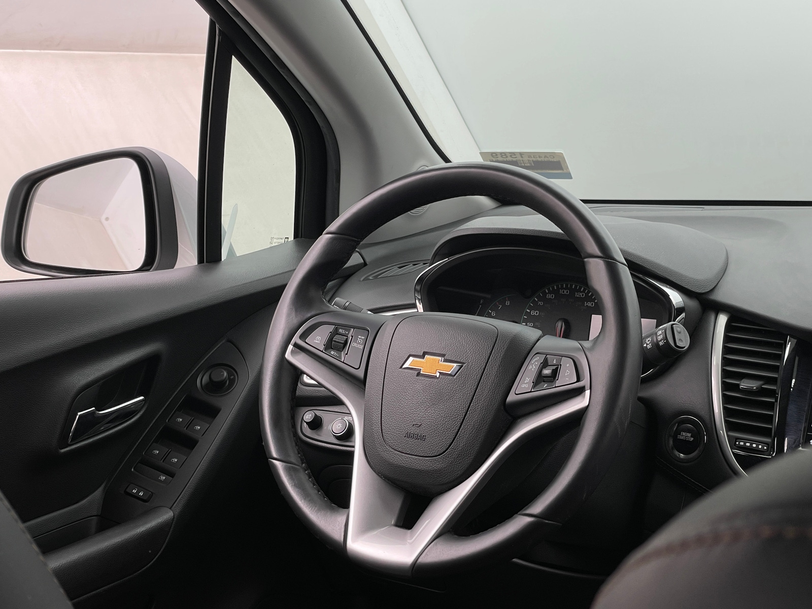 Thumbnail: 2018 Chevrolet Trax - 5