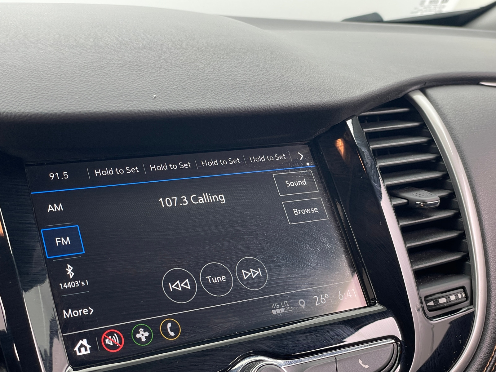 Thumbnail: 2018 Chevrolet Trax - 4