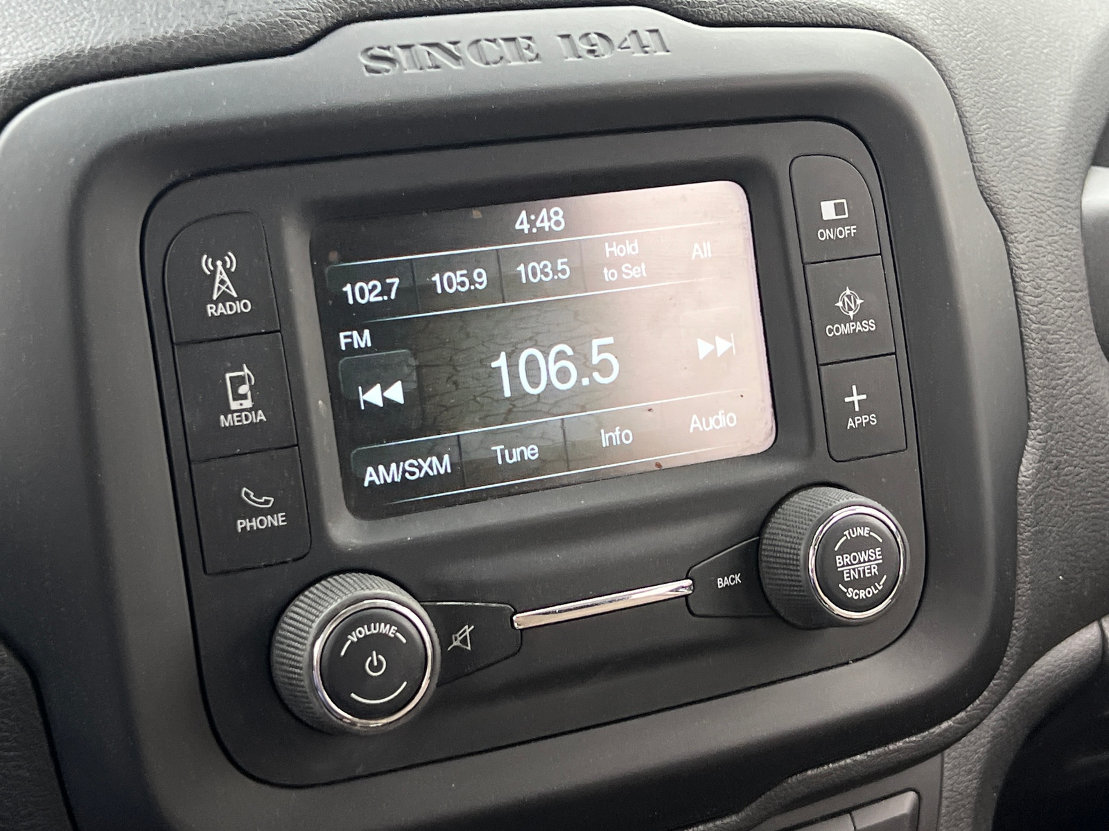 Thumbnail: 2015 Jeep Renegade - 4