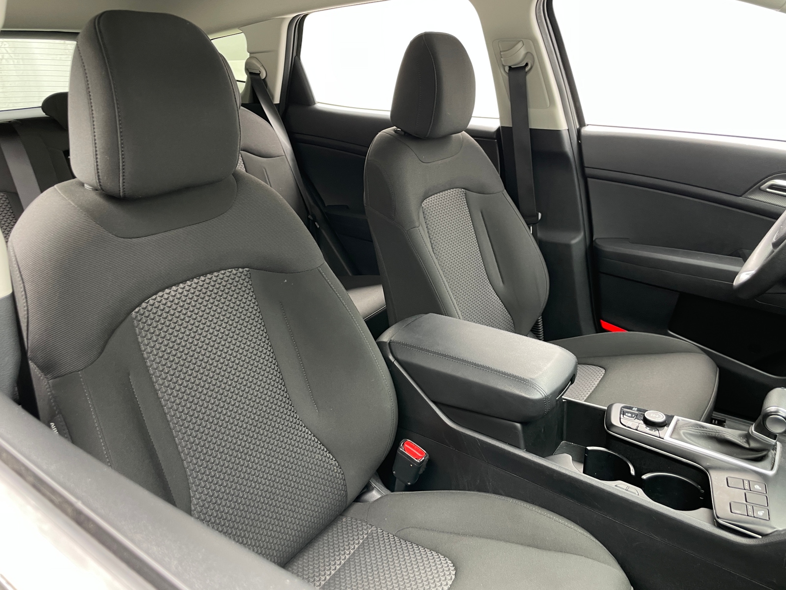 Thumbnail: 2025 Kia Sportage - 2