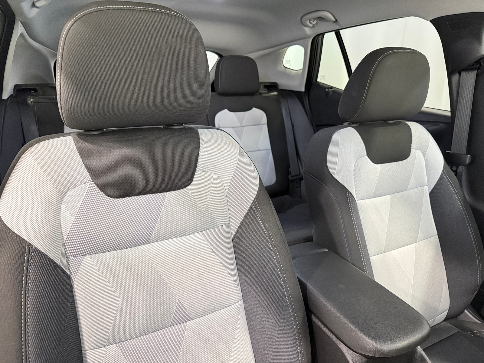 Thumbnail: 2025 Chevrolet Trax - 2