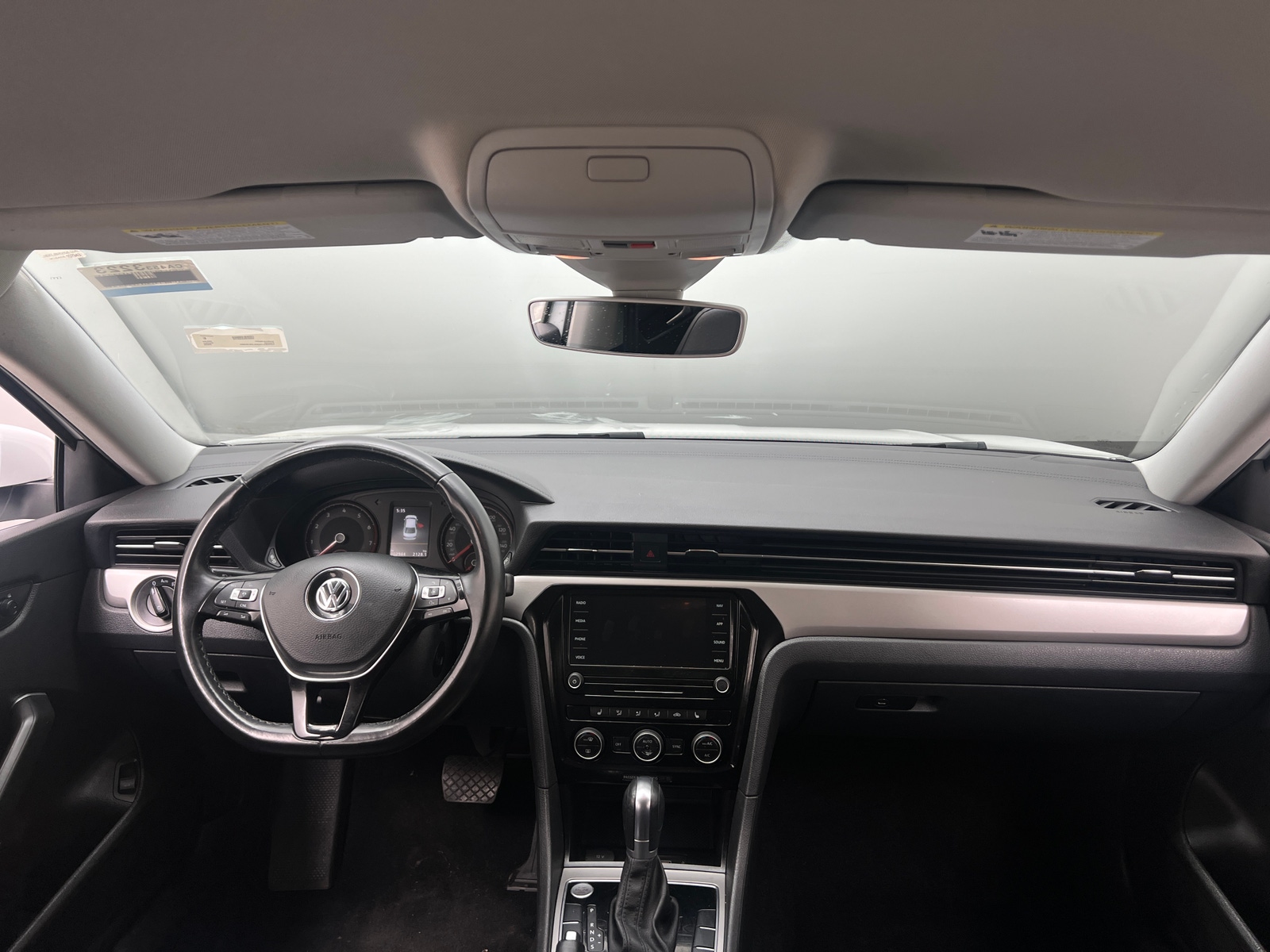 Thumbnail: 2020 Volkswagen Passat - 2