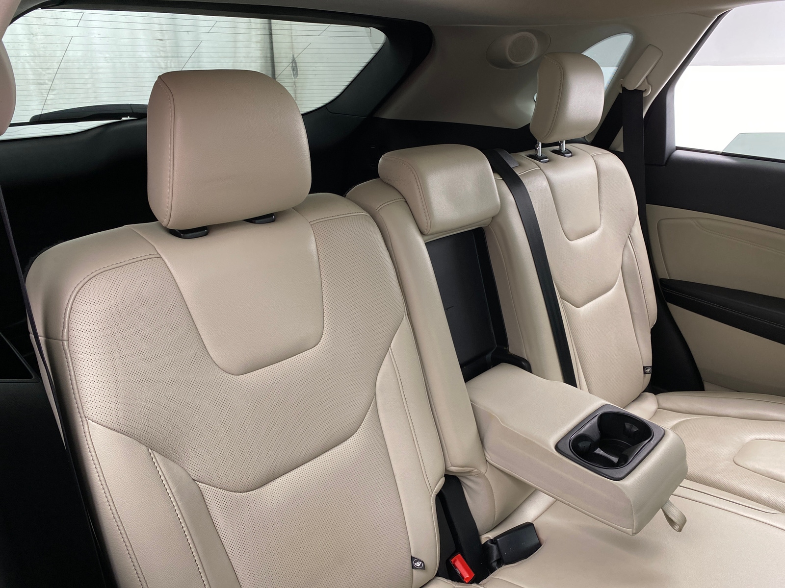 Thumbnail: 2020 Ford Edge - 5