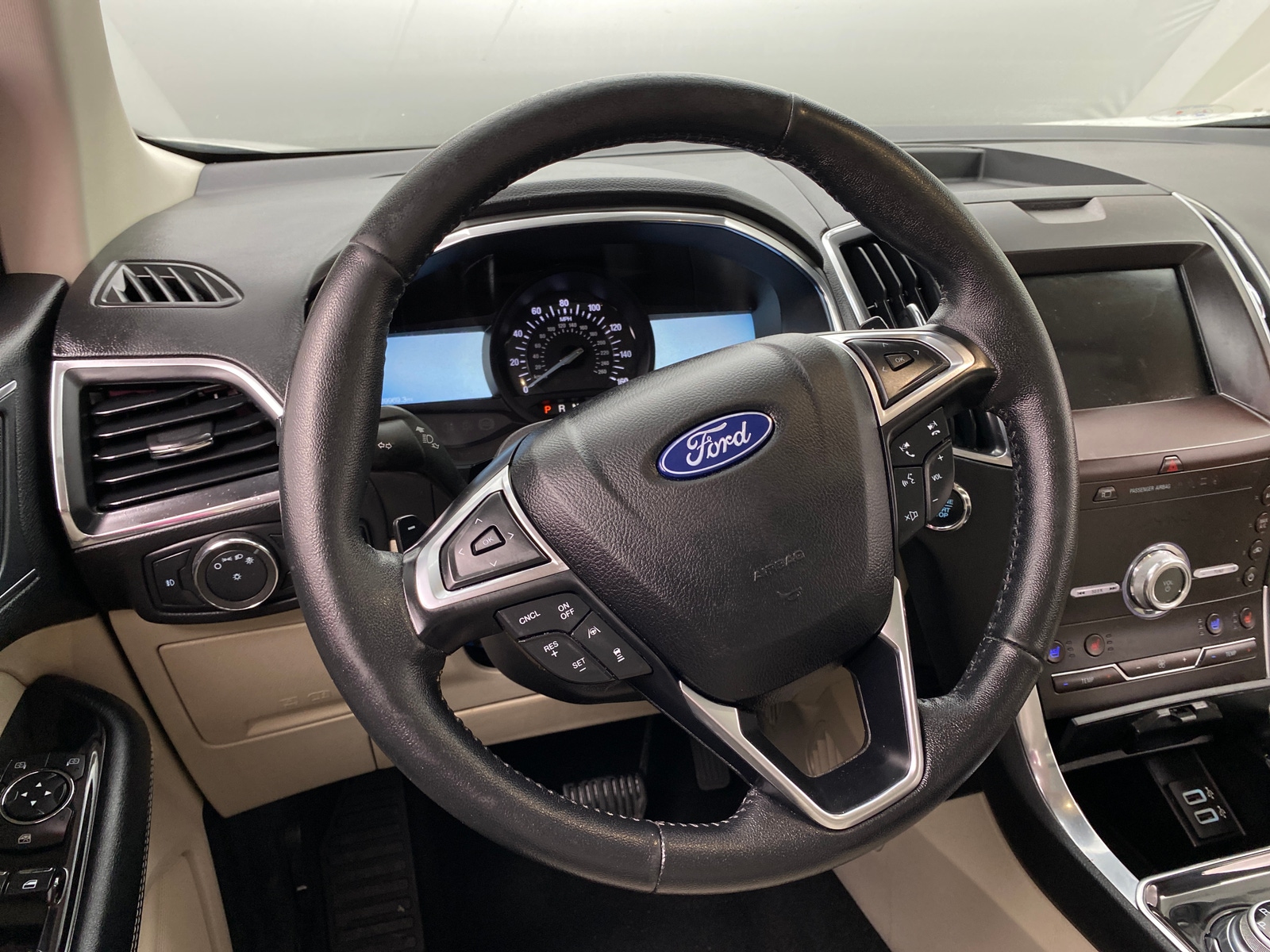 Thumbnail: 2020 Ford Edge - 4