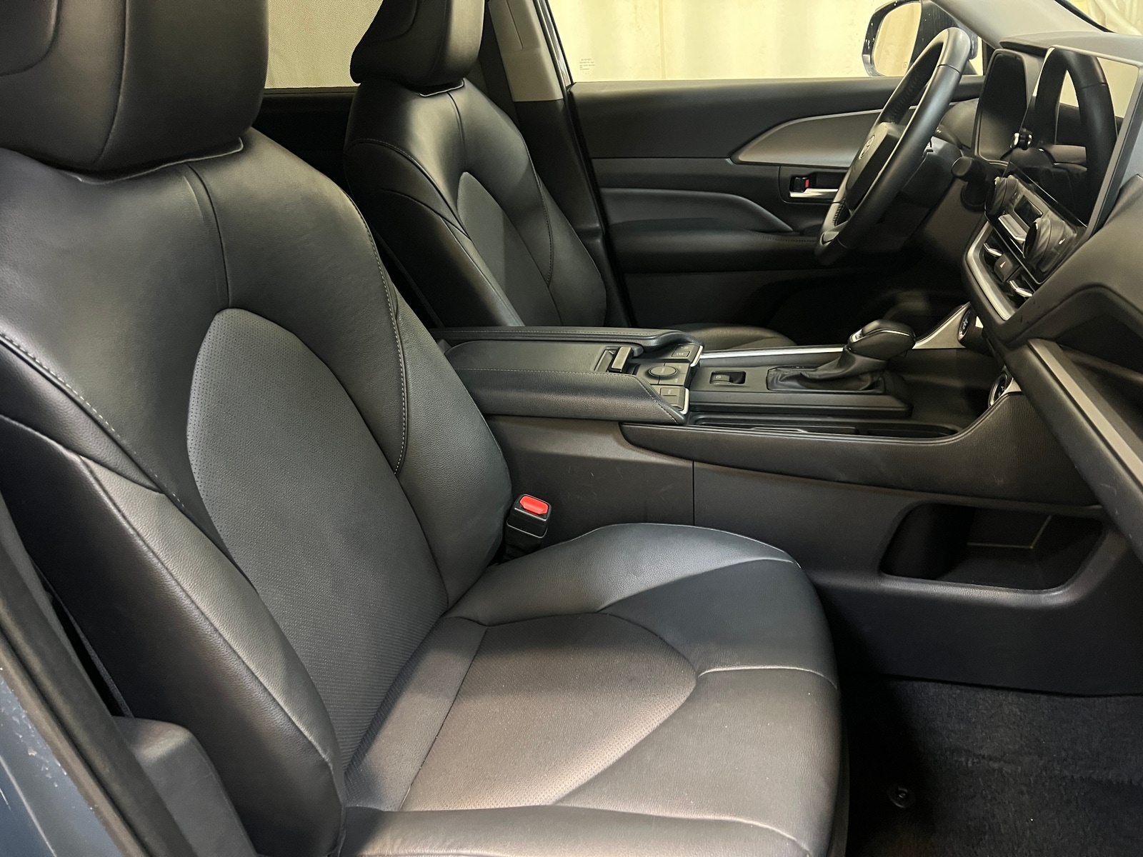 Thumbnail: 2025 Toyota Grand Highlander - 2