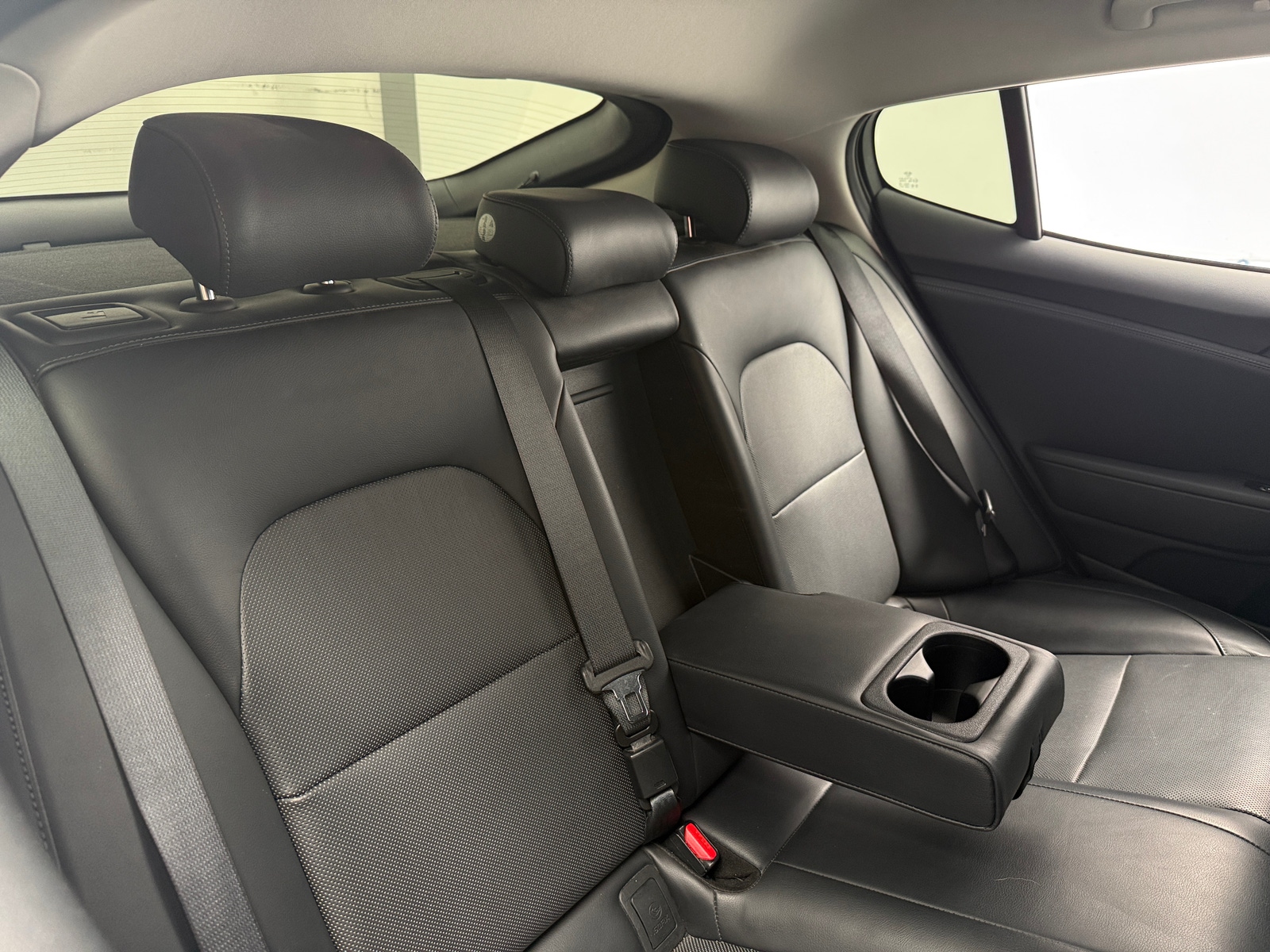 Thumbnail: 2018 Kia Stinger - 5