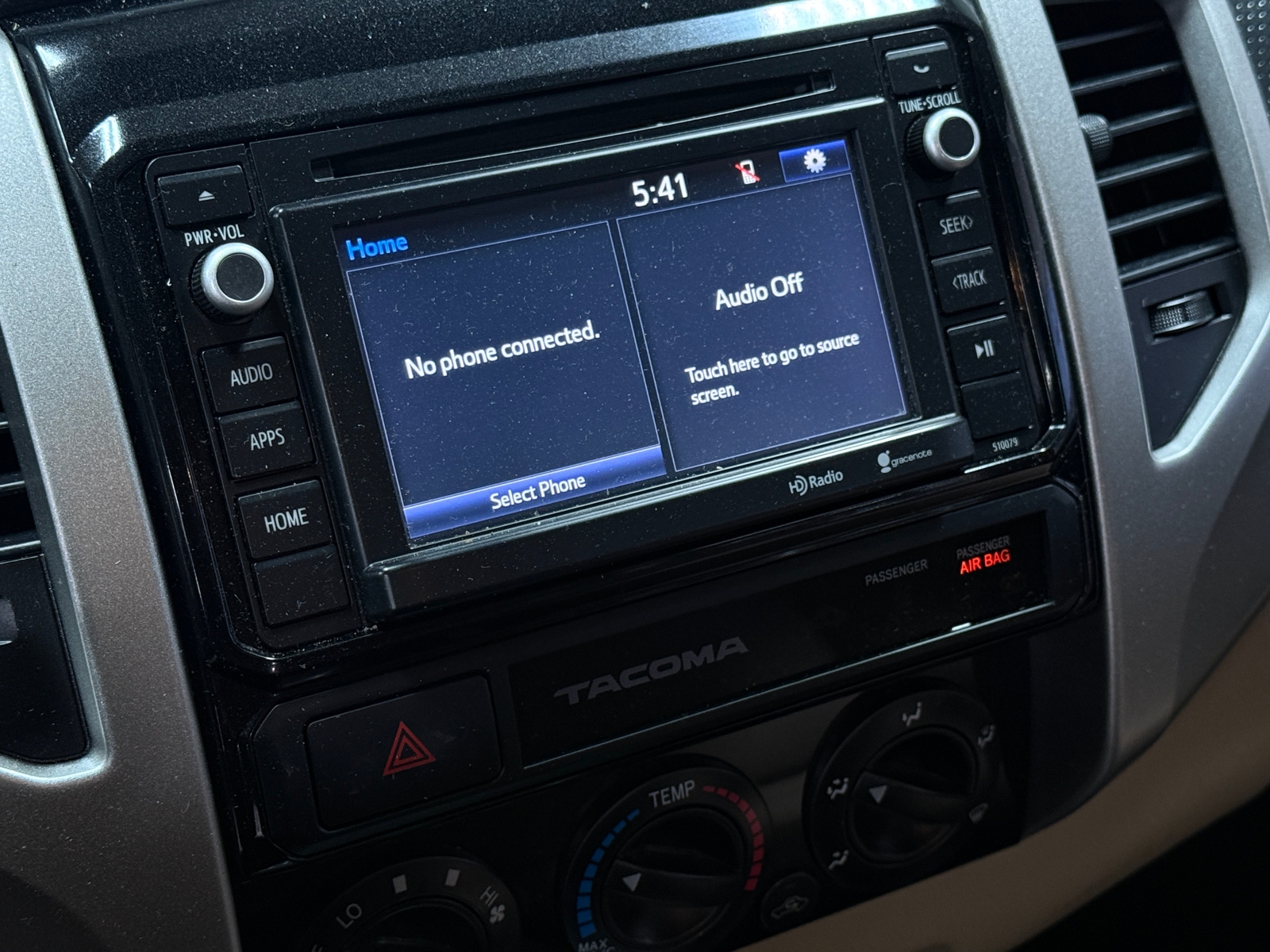 Thumbnail: 2015 Toyota Tacoma - 4