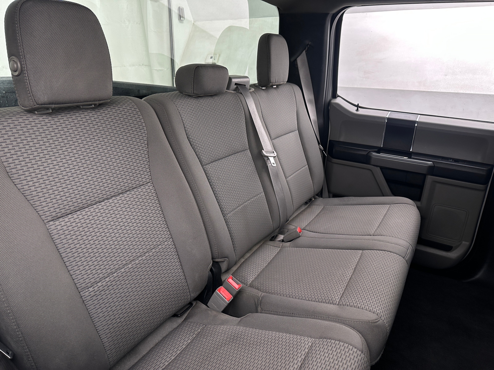 Thumbnail: 2018 Ford Econoline - 6