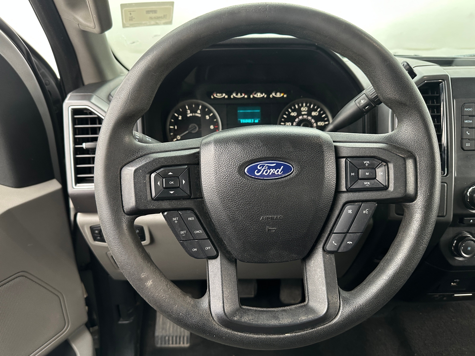 Thumbnail: 2018 Ford Econoline - 5