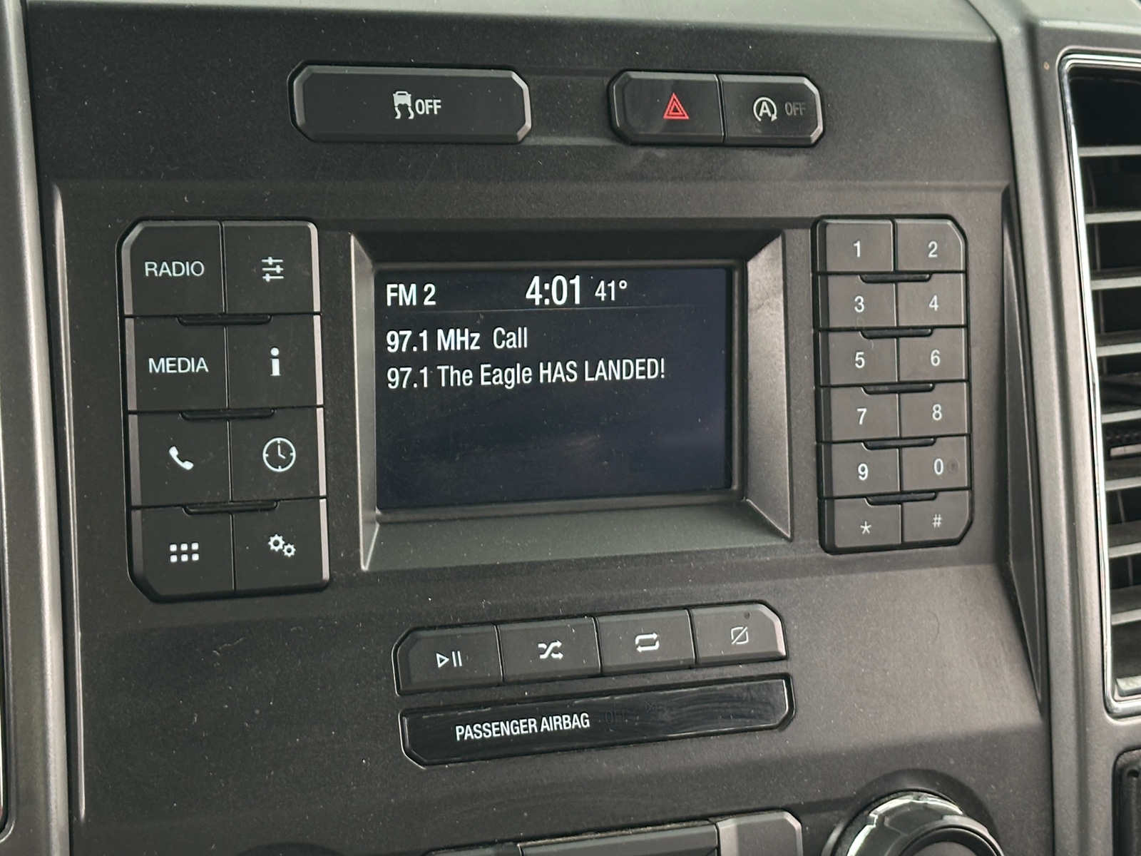 Thumbnail: 2018 Ford Econoline - 4