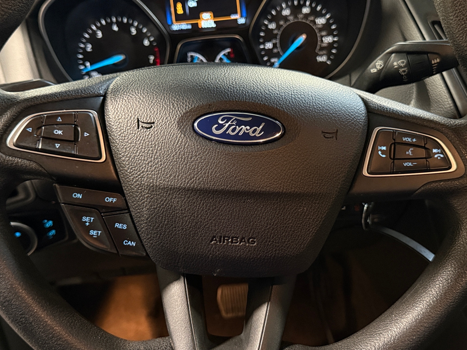 Thumbnail: 2018 Ford Focus - 5