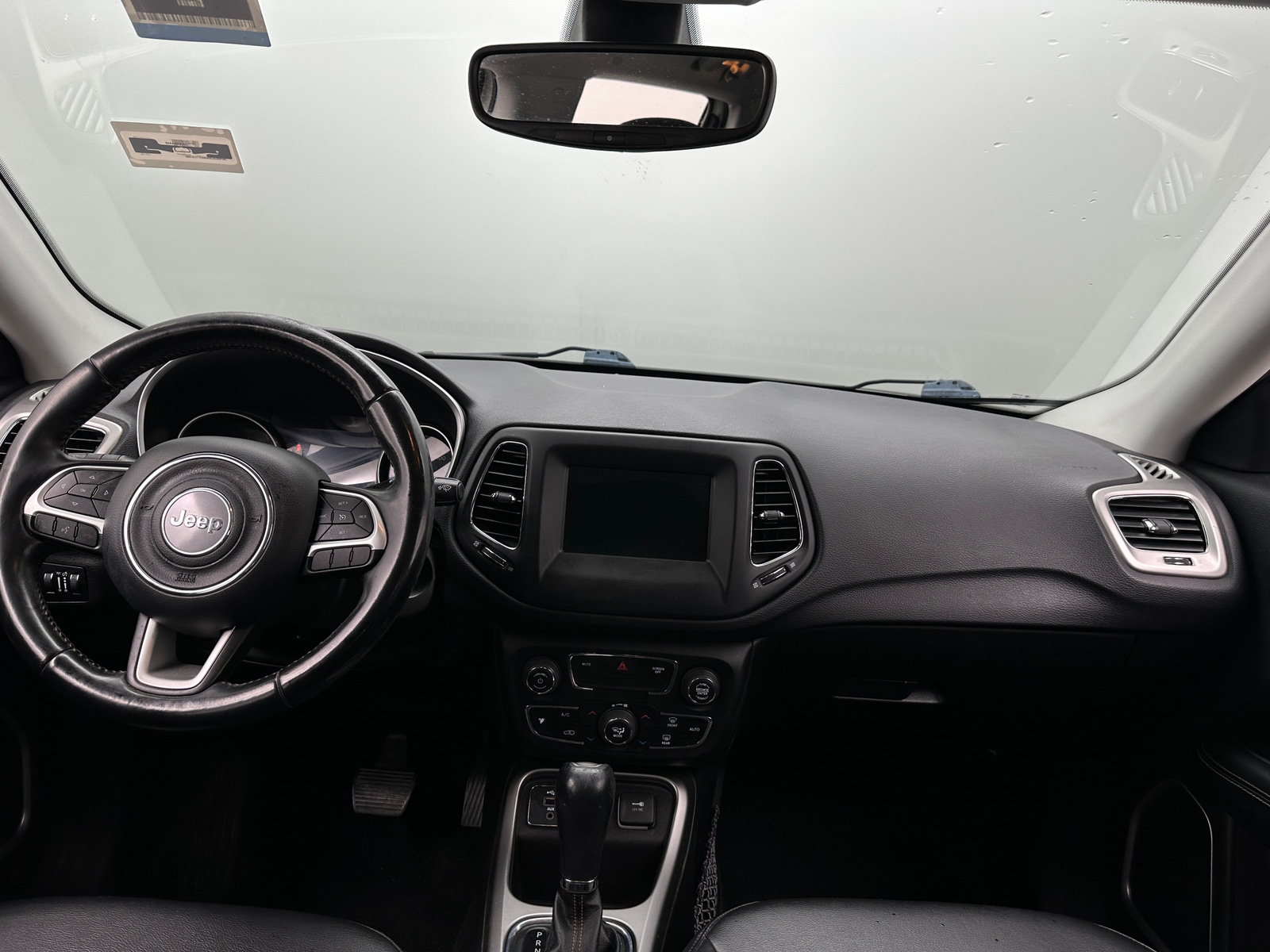 Thumbnail: 2019 Jeep Compass - 3