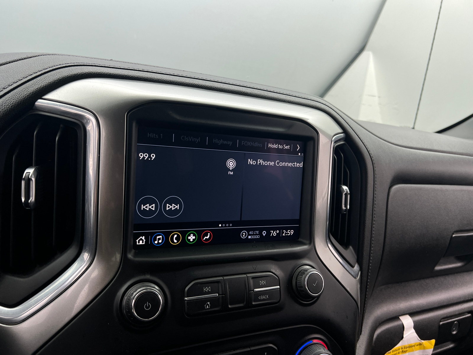 Thumbnail: 2021 Chevrolet Silverado 1500 - 4