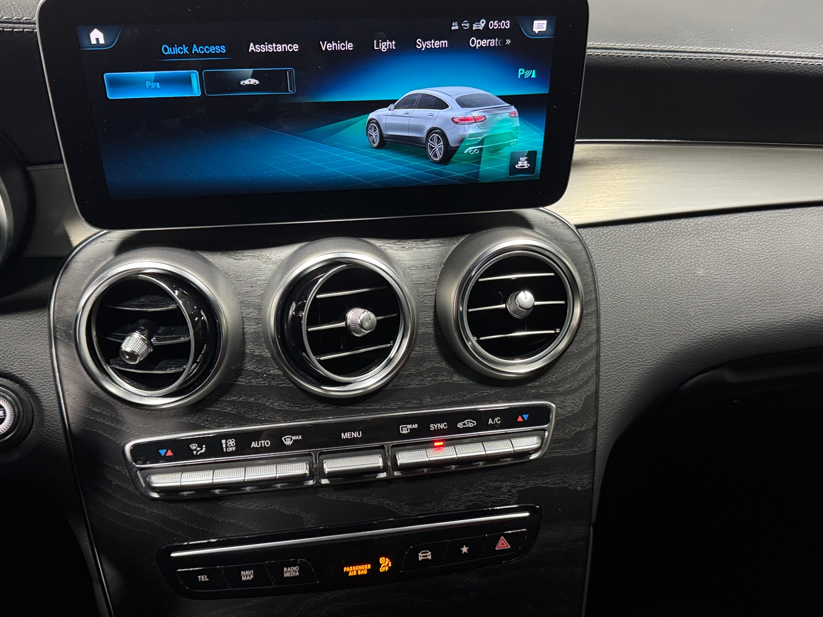 Thumbnail: 2020 Mercedes-Benz GLC - 3