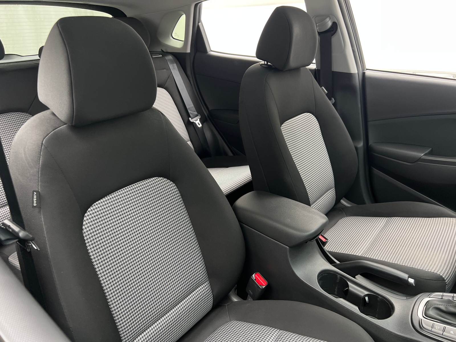 Thumbnail: 2020 Hyundai Kona - 2