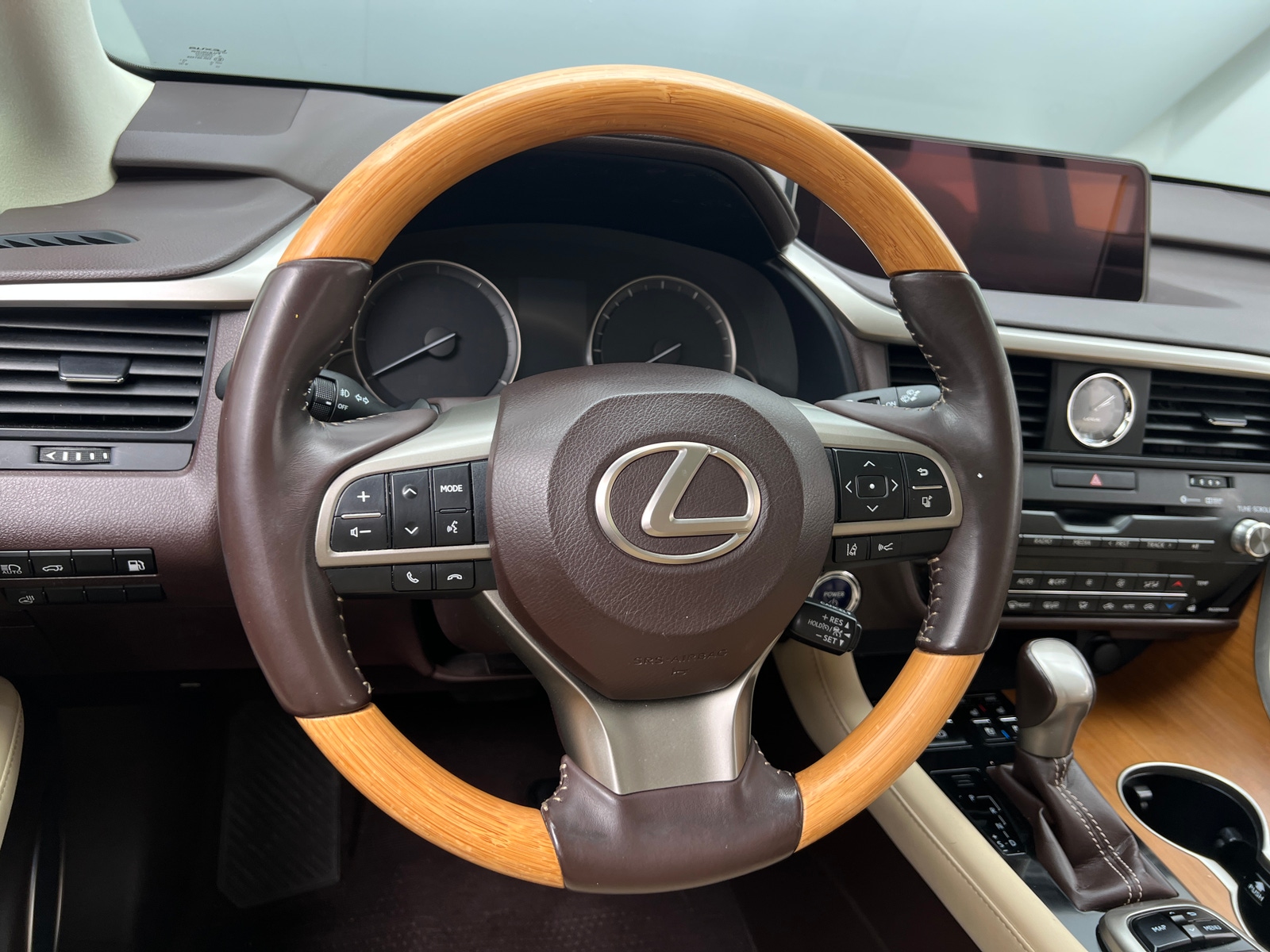 Thumbnail: 2016 Lexus RX - 4