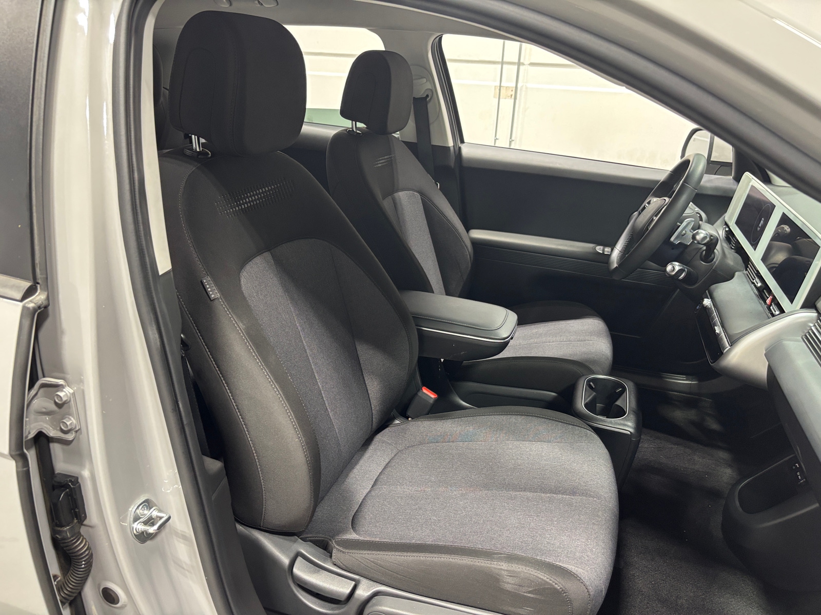 Thumbnail: 2024 Hyundai Ioniq 5 - 2