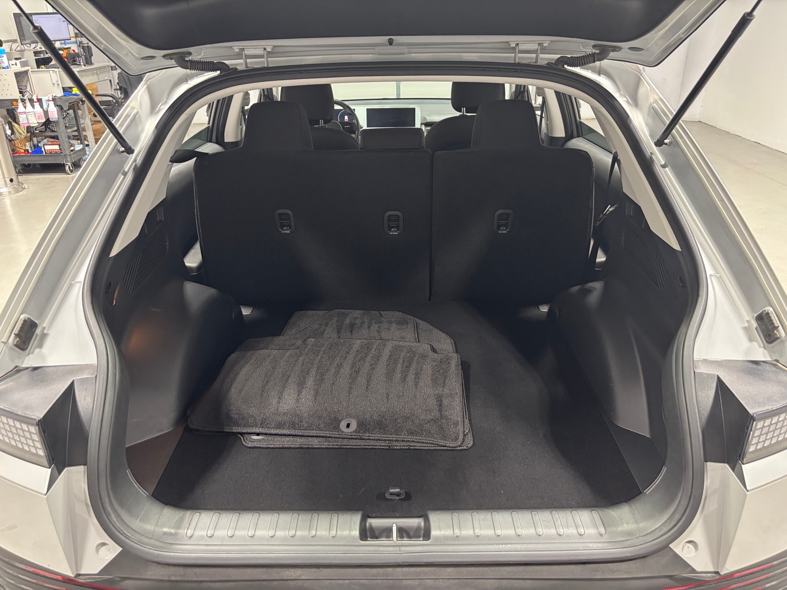 Thumbnail: 2024 Hyundai Ioniq 5 - 7