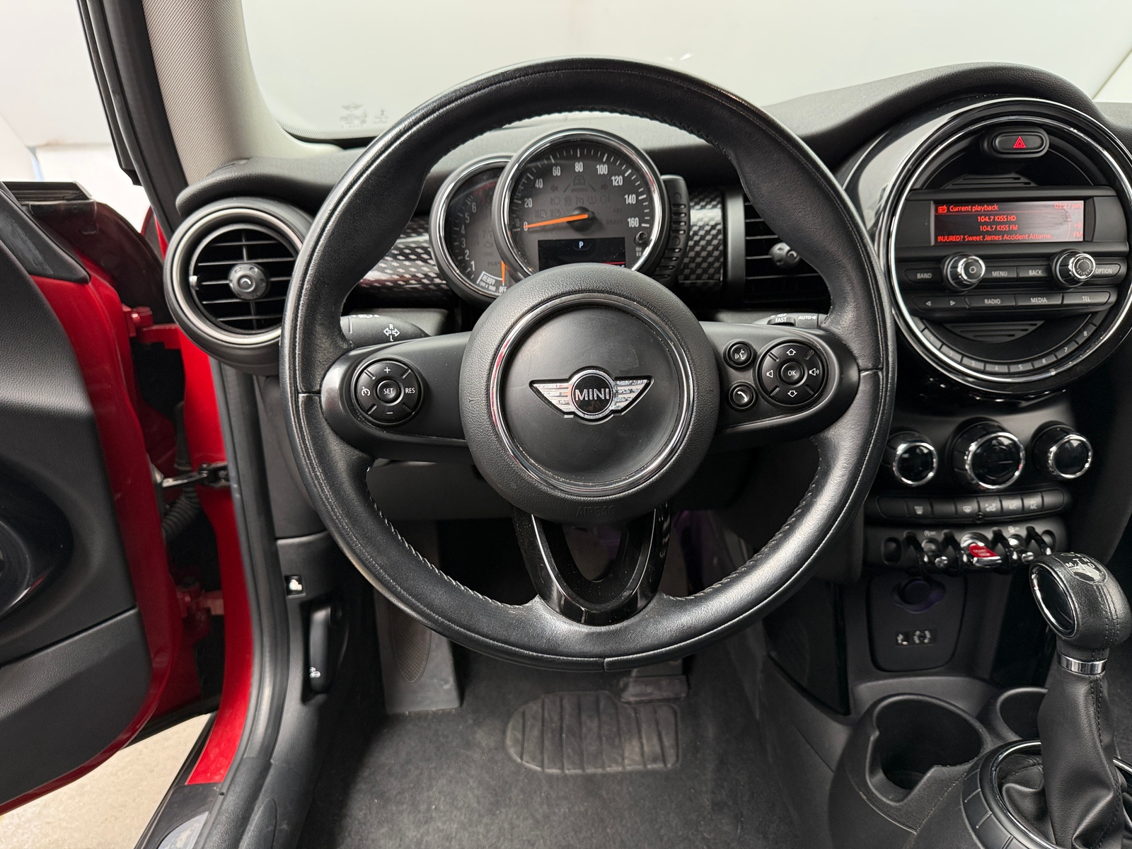 Thumbnail: 2015 MINI Cooper Hardtop - 4