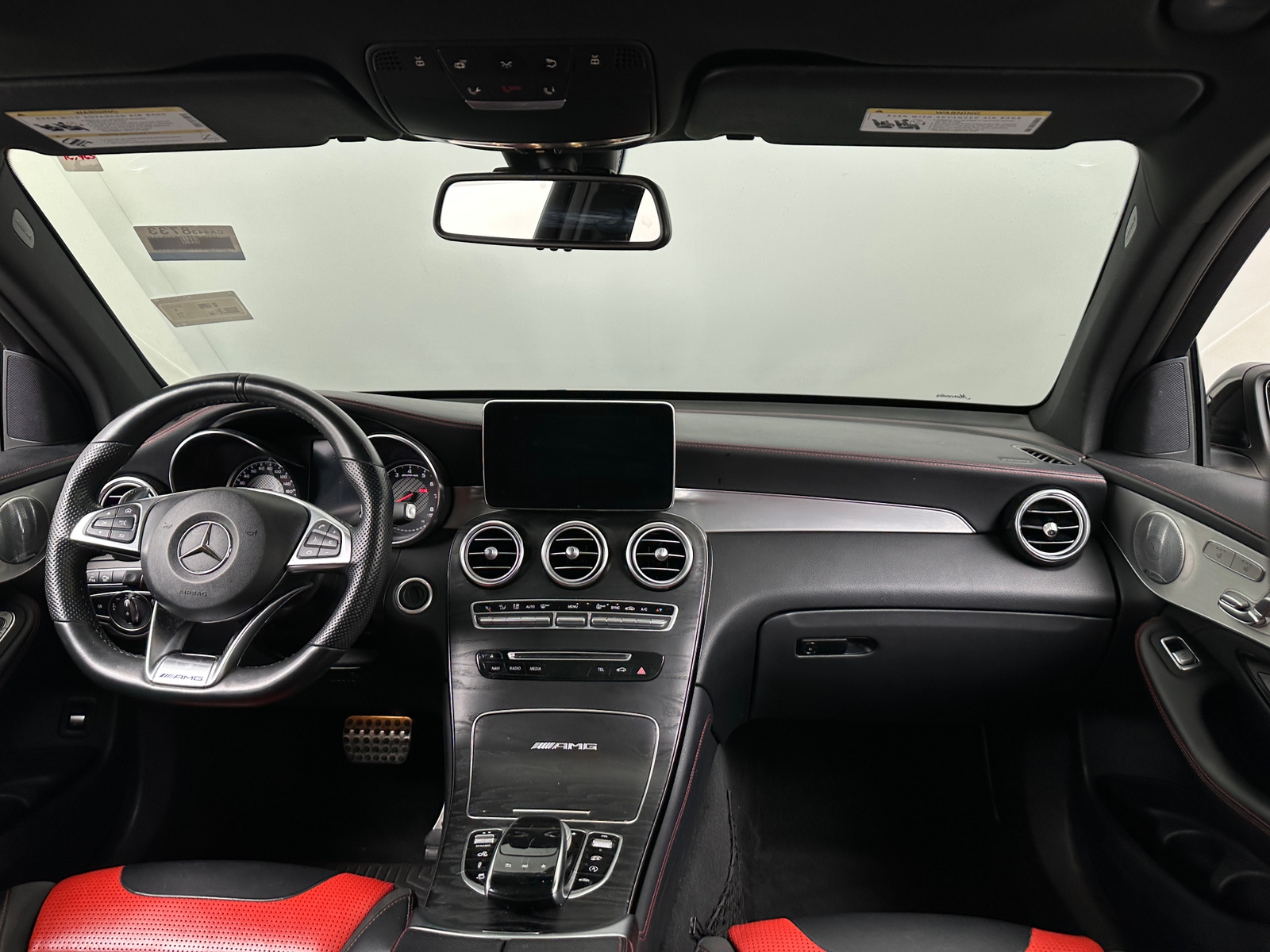 Thumbnail: 2019 Mercedes-Benz GLC - 2