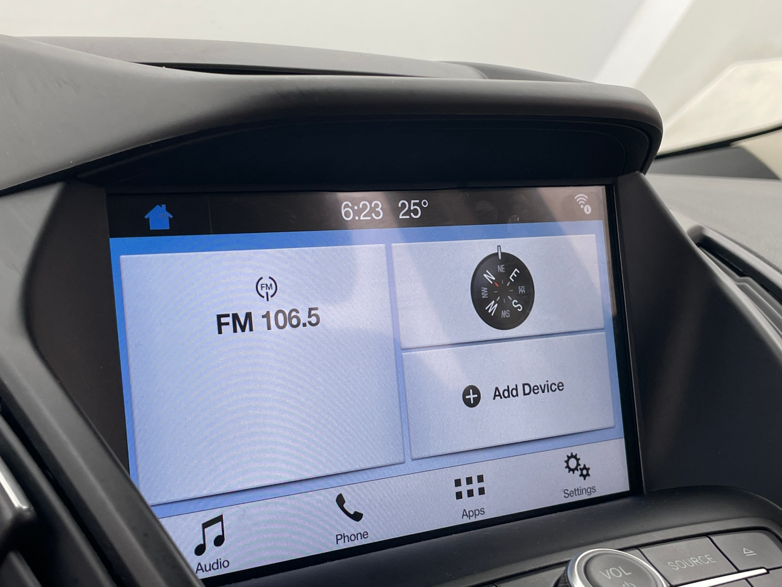 Thumbnail: 2017 Ford Escape - 4