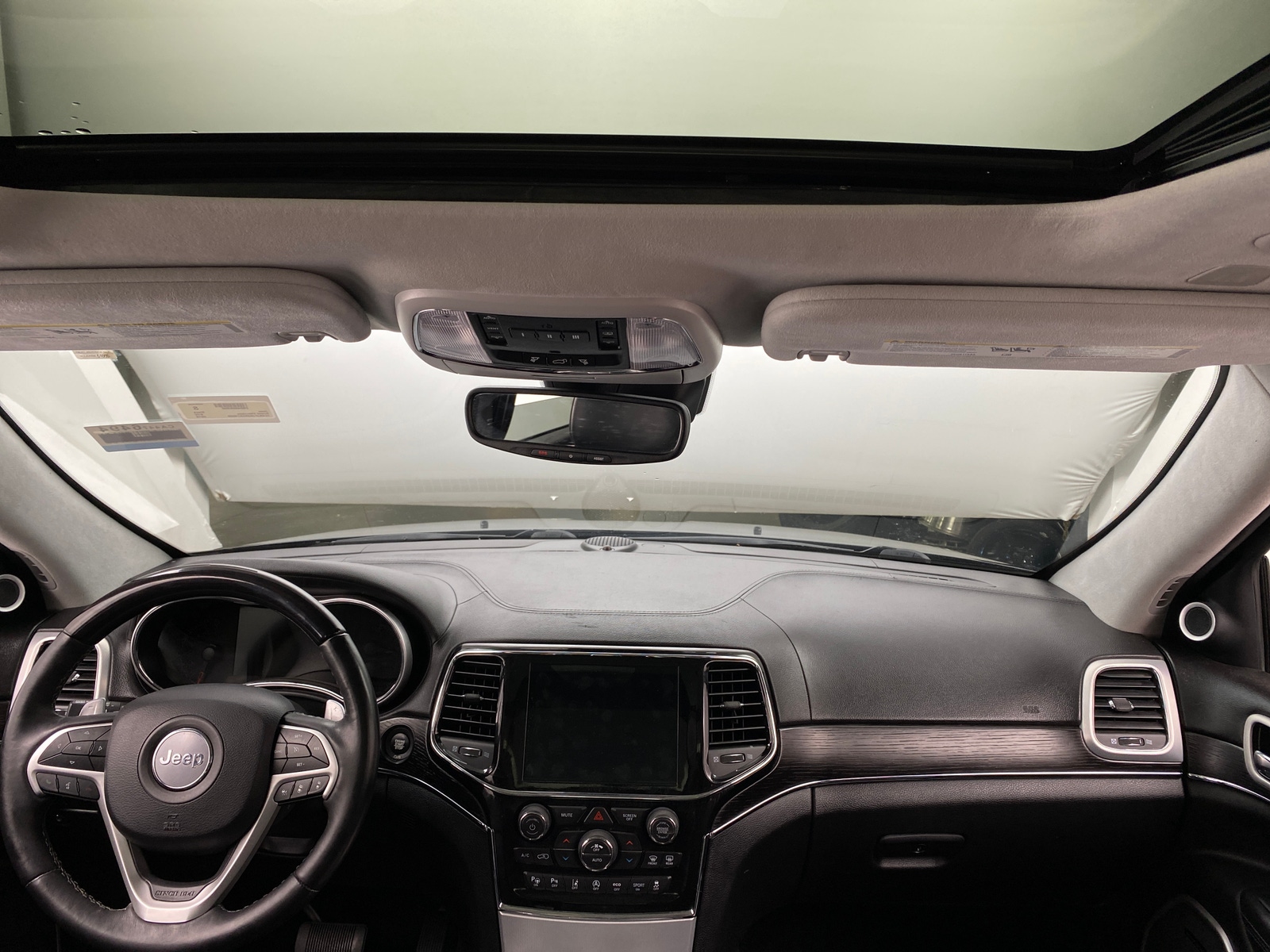 Thumbnail: 2019 Jeep Grand Cherokee - 2